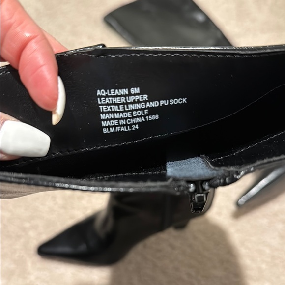 Black Leather Knee-High Boots - Picture 4 of 4